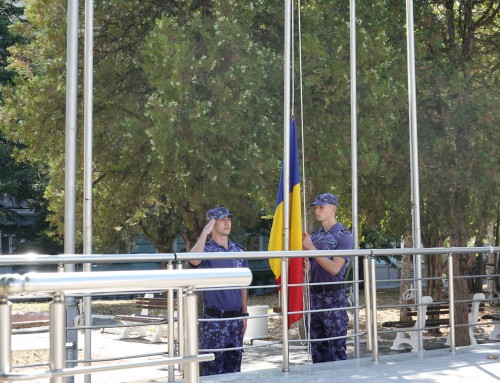 Морско училище посрещна румънски курсанти