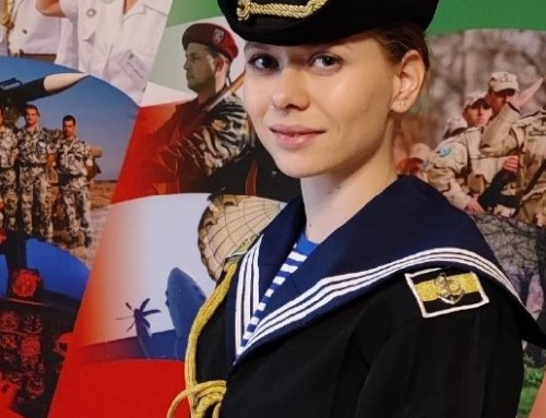 Курсантка от Морско училище стана лице на Българската армия